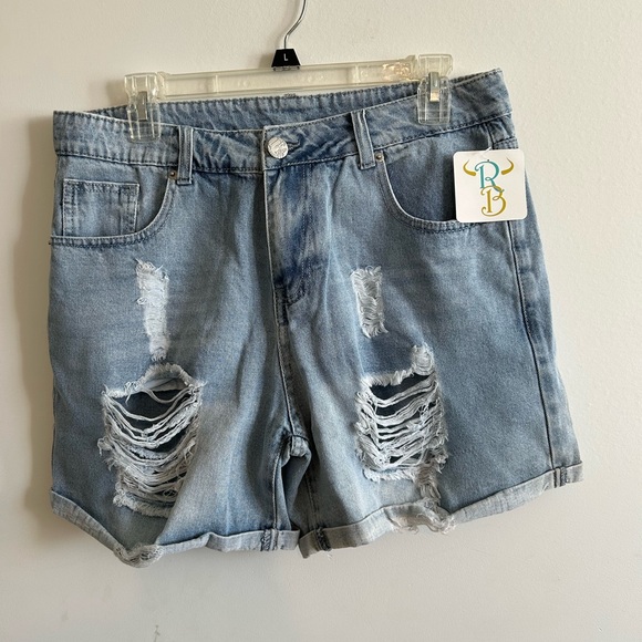 NWT- Light Wash Blue Distressed Denim Shorts - Picture 5 of 8